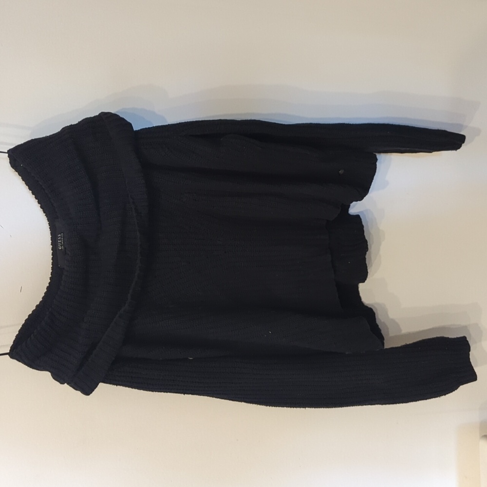 Big collar sweater
